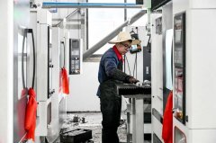 每天早上和下午都要分别给这3家企业送一趟货