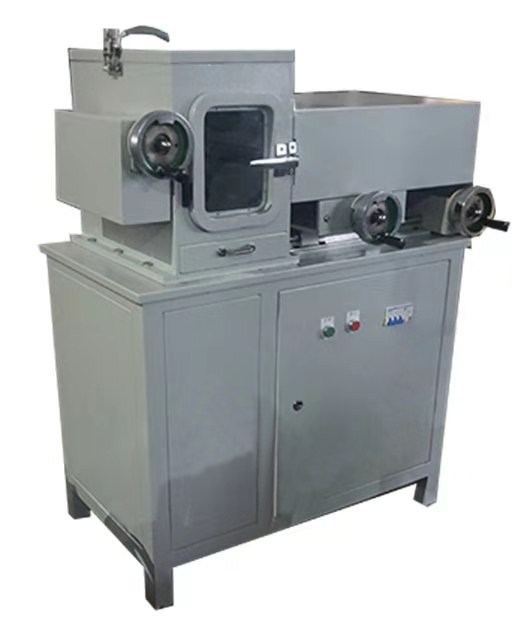 粉尘被空气带动进入中空连接块被过滤网一进行过滤