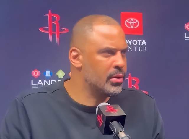 湖人逆转火箭终结6连胜，卡位战关键失误成败关