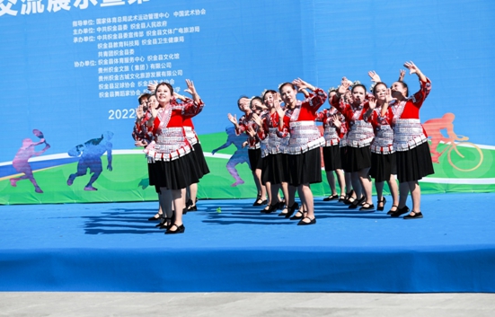 贵州织金全民健身日启动足球赛暨体旅融合活动