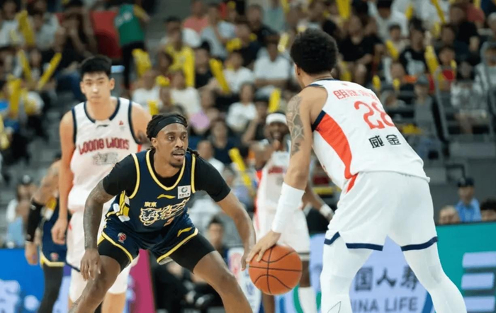 广东VS北京季后赛对决 杰曼双杀广东暴露防守短